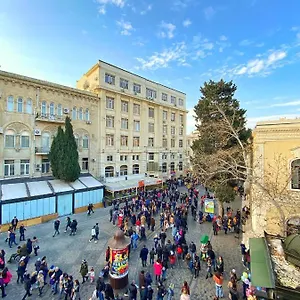 https://bristol-hotel-baku.aboutbakuhotels.com