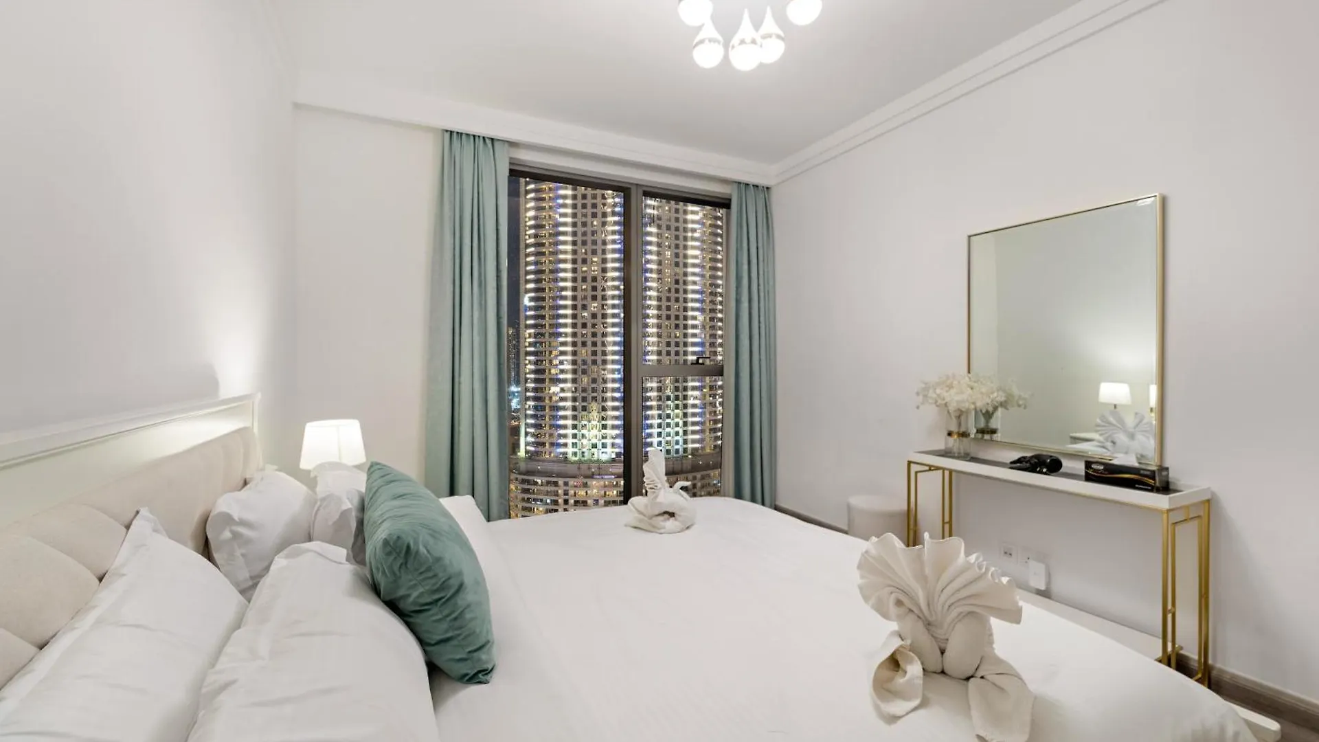 First Class 2Br With Full Burj Khalifa And Fountain View دبي شقة